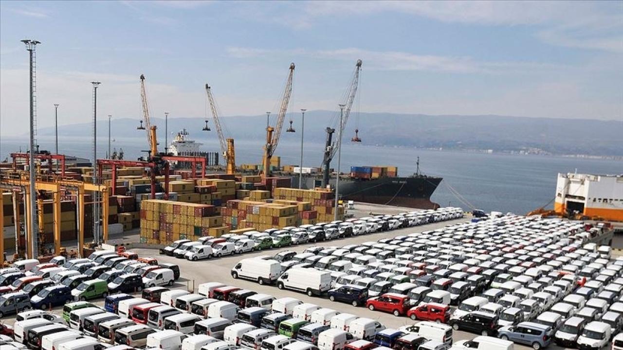 54 ülkeye 835,9 milyon dolarlık toplu taşıma aracı satışı — Son Dakika haber görseli