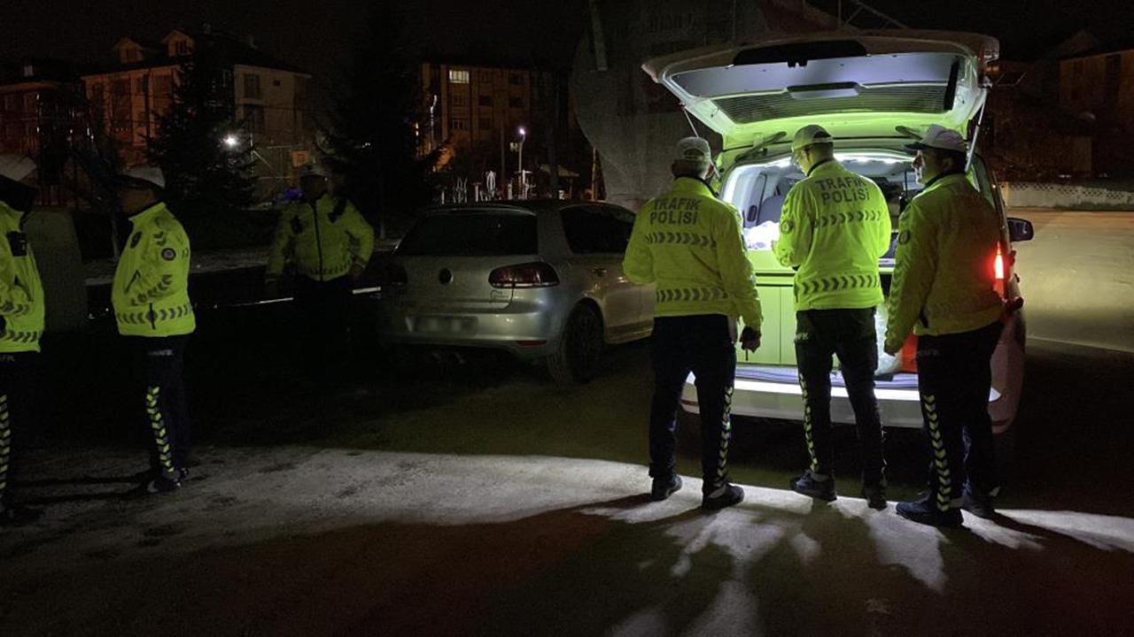 Abartı egzozlu araç trafikten men edildi — Son Dakika haber görseli