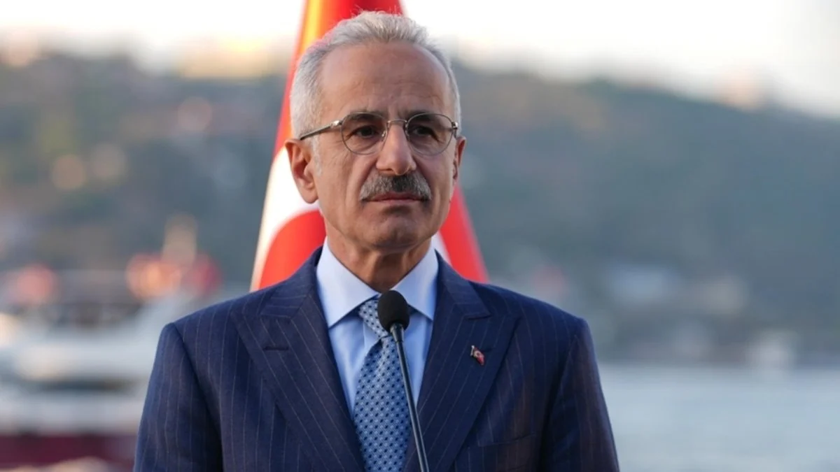 Abdulkadir Uraloğlu: Hasdal-İstanbul Havalimanı arasında K-AUS testi ve uygulaması devreye... — Ekonomi haber görseli