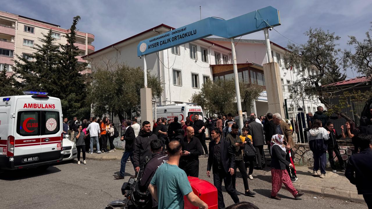 Bakan Çiftçi: Okul saldırısında 8'i öğrenci 9 kişi hayatını kaybetti — Son Dakika haber görseli