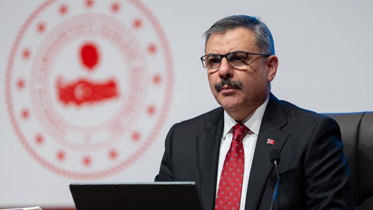 Bakan Çiftçi'den HAYAT 112 ACİL paylaşımı: İhbarlarınız saniyeler içinde ulaşabiliyor — Son Dakika haber görseli