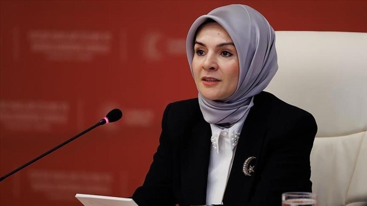 Bakan Göktaş: Sosyal ağ sağlayıcılar, 15 yaş altı çocuklara hizmet sunmayacak — Son Dakika görseli