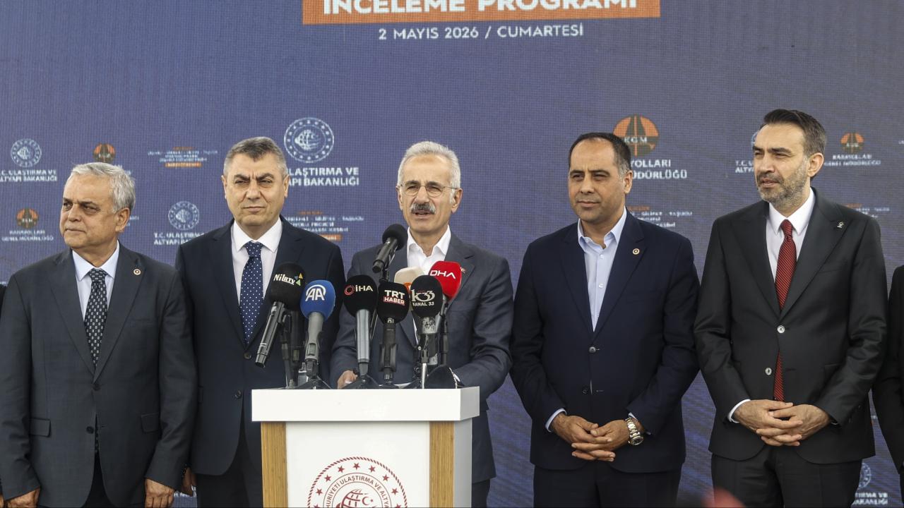 Bakan Uraloğlu: ÇeşmeliKızkalesi Otoyolu en hızlı bitirilen yol olacak — Son Dakika — Adıyaman yerel haber görseli