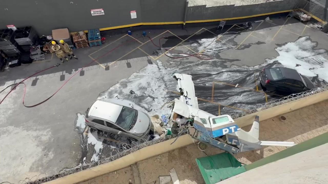 Brezilya'da küçük uçak, binaya çarptı: 2 ölü — Son Dakika — Adıyaman yerel haber görseli