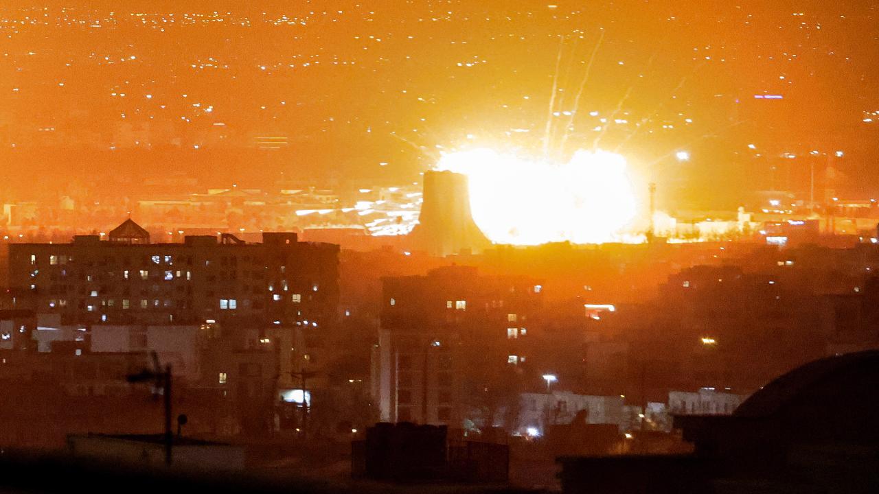 CNN: İsrail, başarısız müzakerelere karşı İran'da enerji ve altyapı hedeflerinin listesini onayladı — Son Dakika görseli