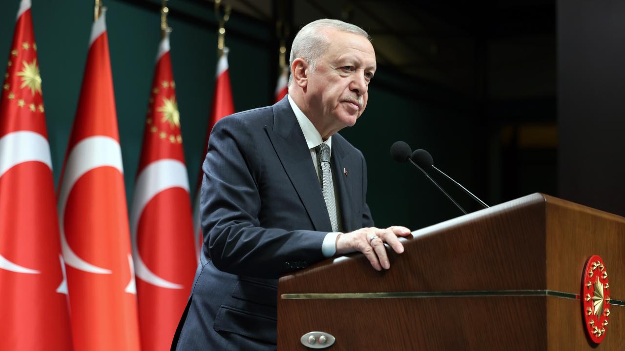 Cumhurbaşkanı Erdoğan'dan şampiyon Ziraat Bankkart Erkek Voleybol Takımı'na tebrik — Son Dakika — Adıyaman yerel haber görseli