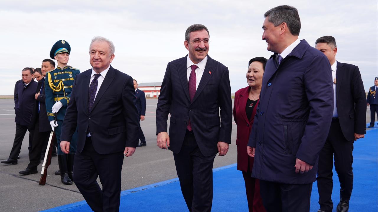Cumhurbaşkanı Yardımcısı Yılmaz, Kazakistan'da — Son Dakika haber görseli