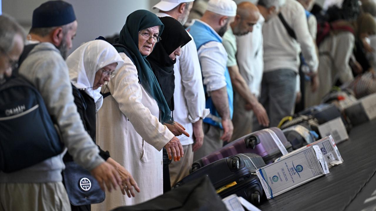 İlk hacı kafilesi yola çıkıyor — Son Dakika haber görseli