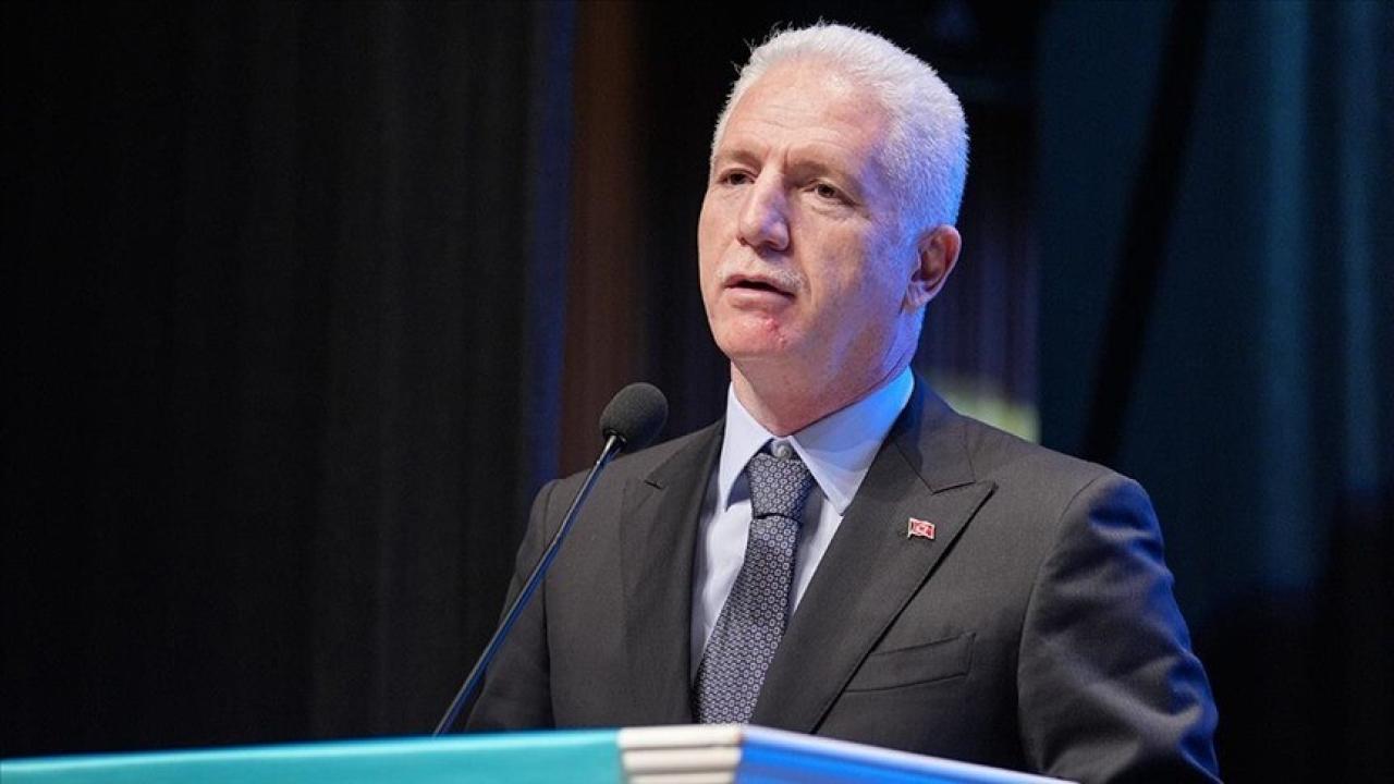 İstanbul Valisi Gül: Okul isimleri verilerek vatandaşları paniğe sevk eden paylaşımlar tak... — Son Dakika haber görseli