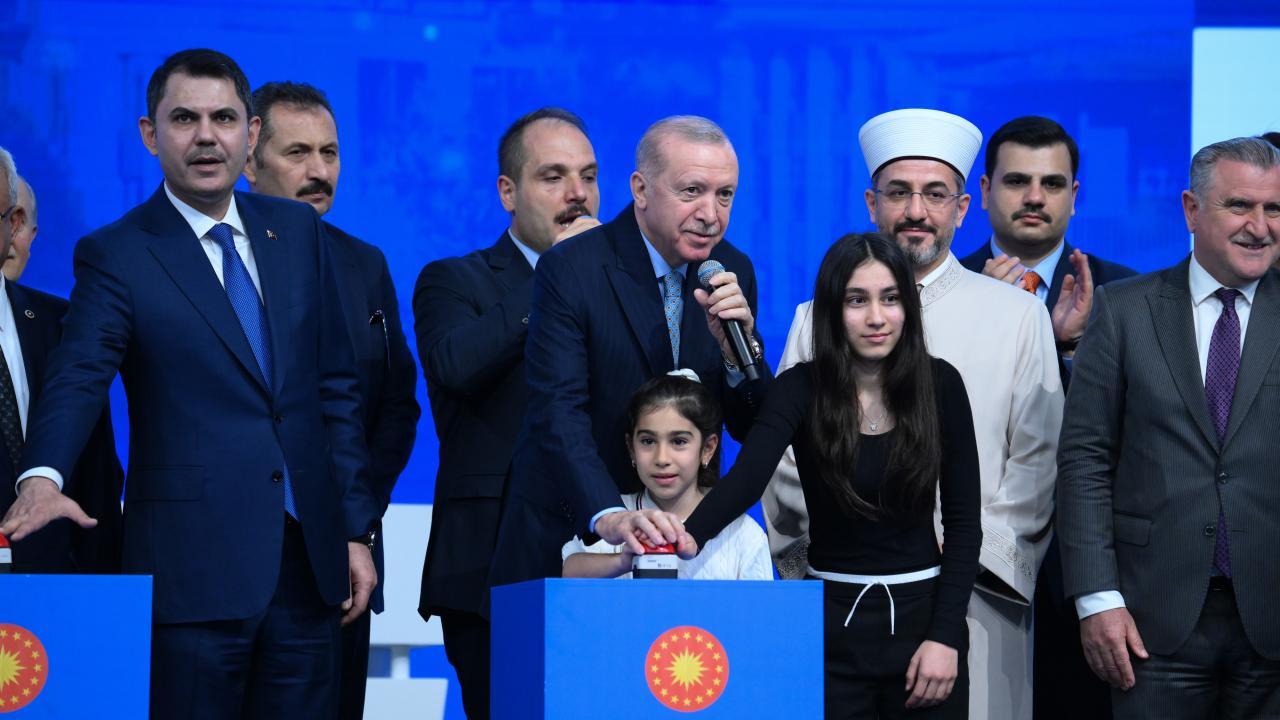 İstanbul'da 100 bin sosyal konut için kura çekimi başladı — Son Dakika — Adıyaman yerel haber görseli