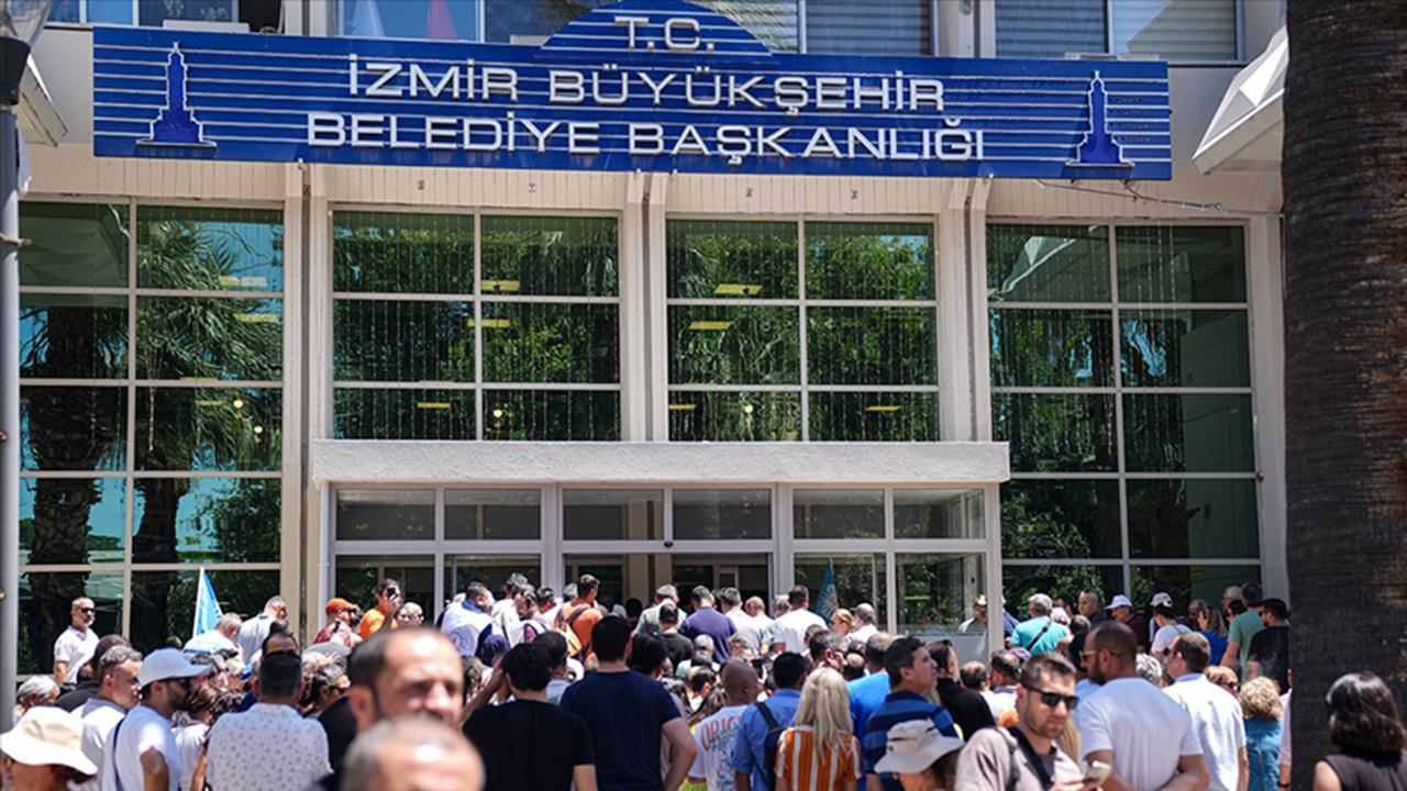 İzmir'deki kooperatif soruşturmasında 9 şüpheli adliyede — Son Dakika haber görseli