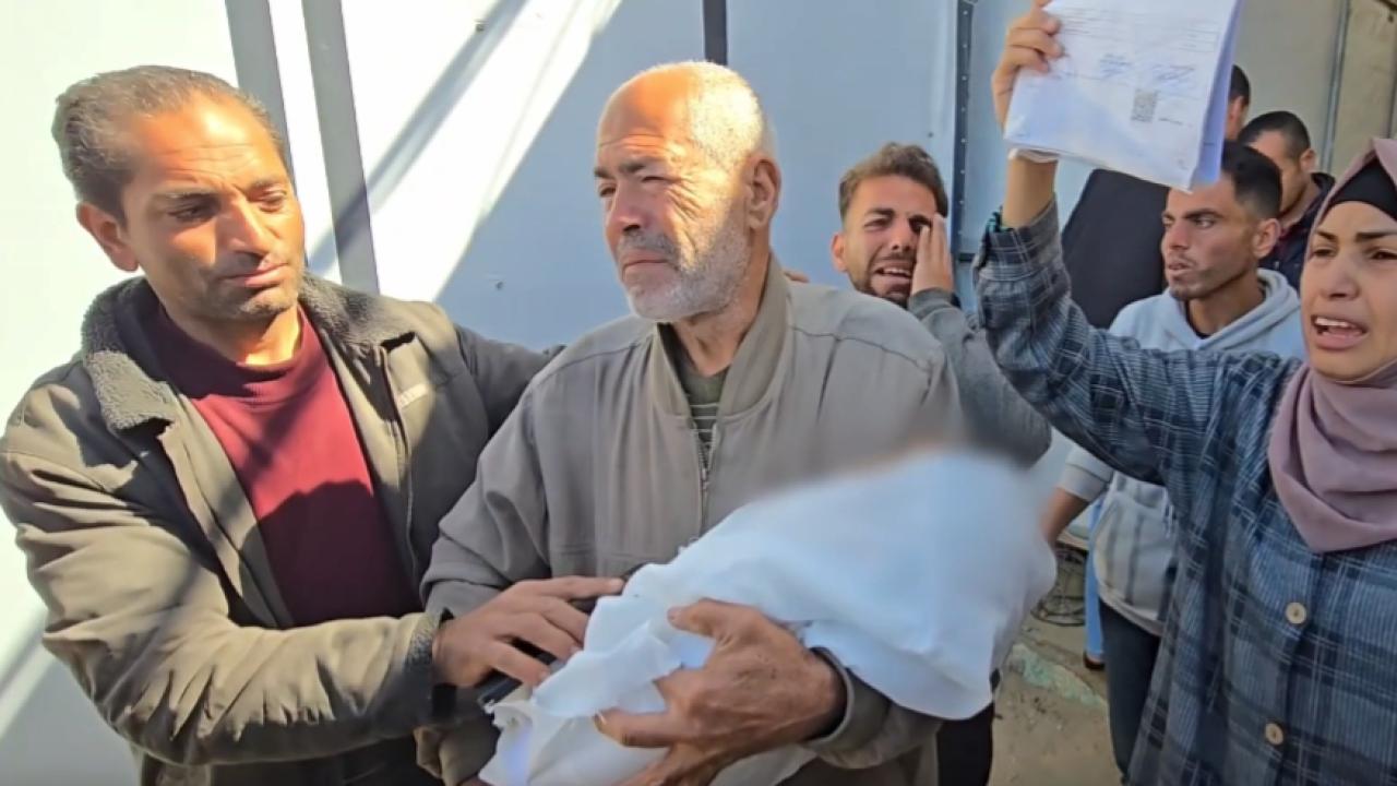 Katil İsrail'in Gazze'ye saldırılarında can kaybı 72 bin 312'ye yükseldi — Son Dakika — Adıyaman yerel haber görseli