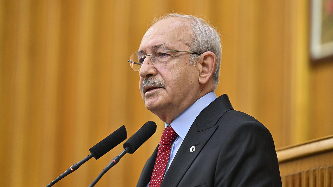 Kılıçdaroğlu'na Cumhurbaşkanı Erdoğan'a hakaretten 11 ay 20 gün hapis — Son Dakika haber görseli
