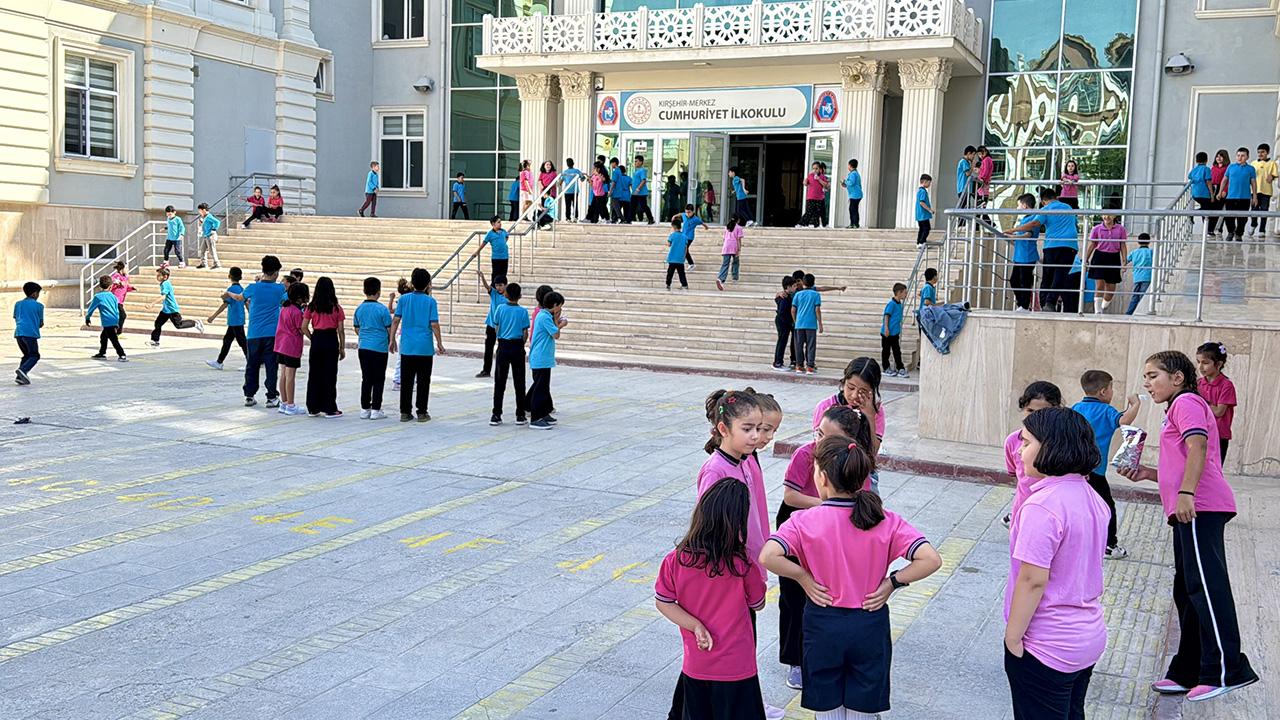 Okul çevrelerinde denetimler artırılacak — Son Dakika — Adıyaman yerel haber görseli