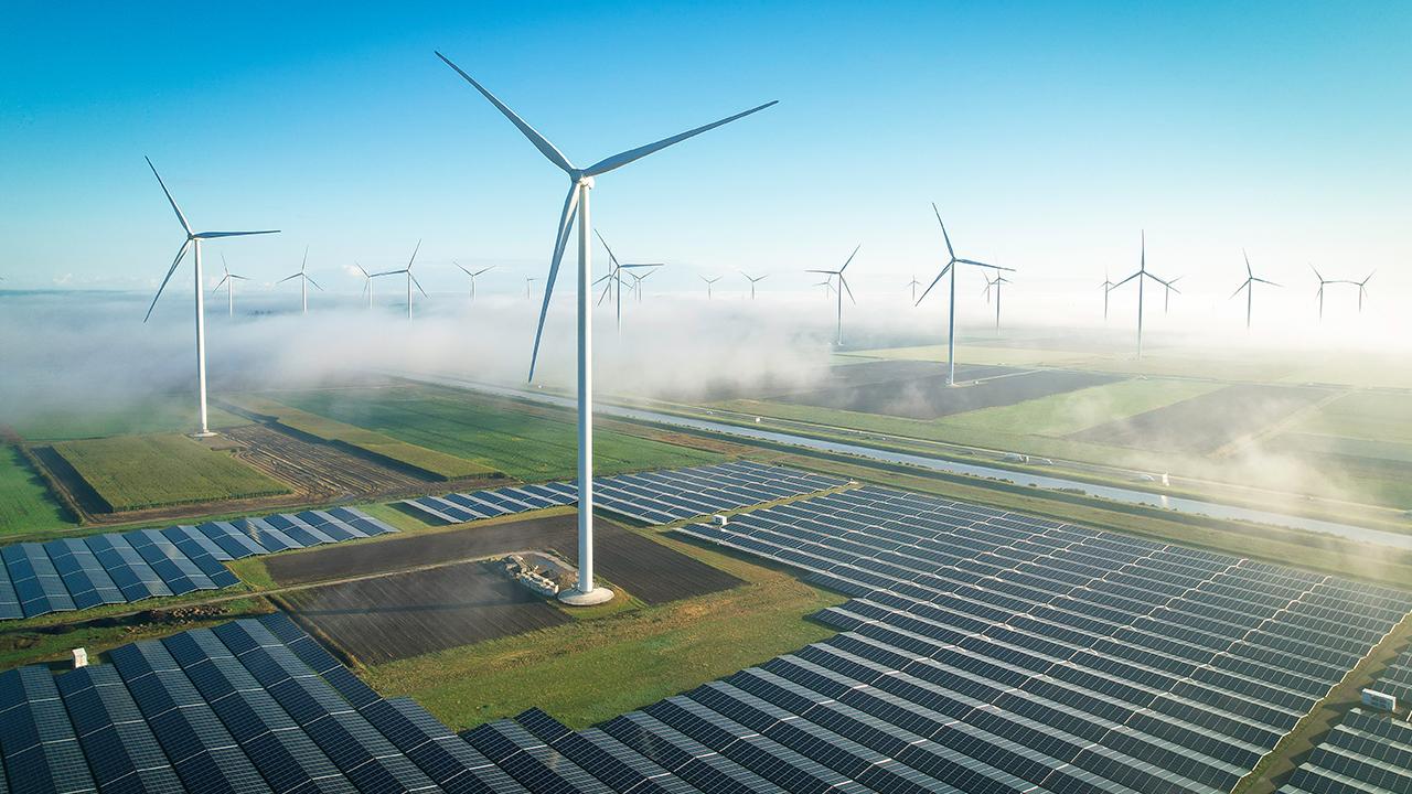 Türkiye yenilenebilir enerjide bölgesel lider oldu — Son Dakika görseli