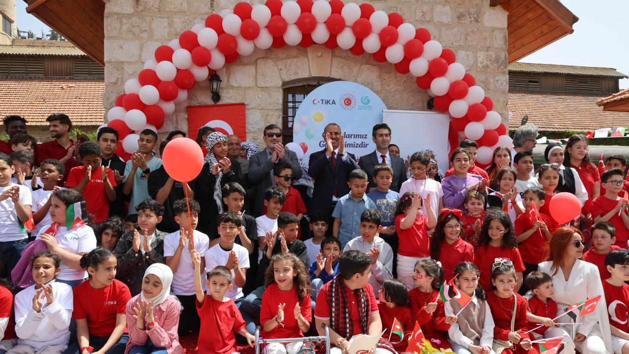 Ürdünde 23 Nisan Osmanlı mirası Hicaz Demir Yolu İstasyonu'nda kutlandı