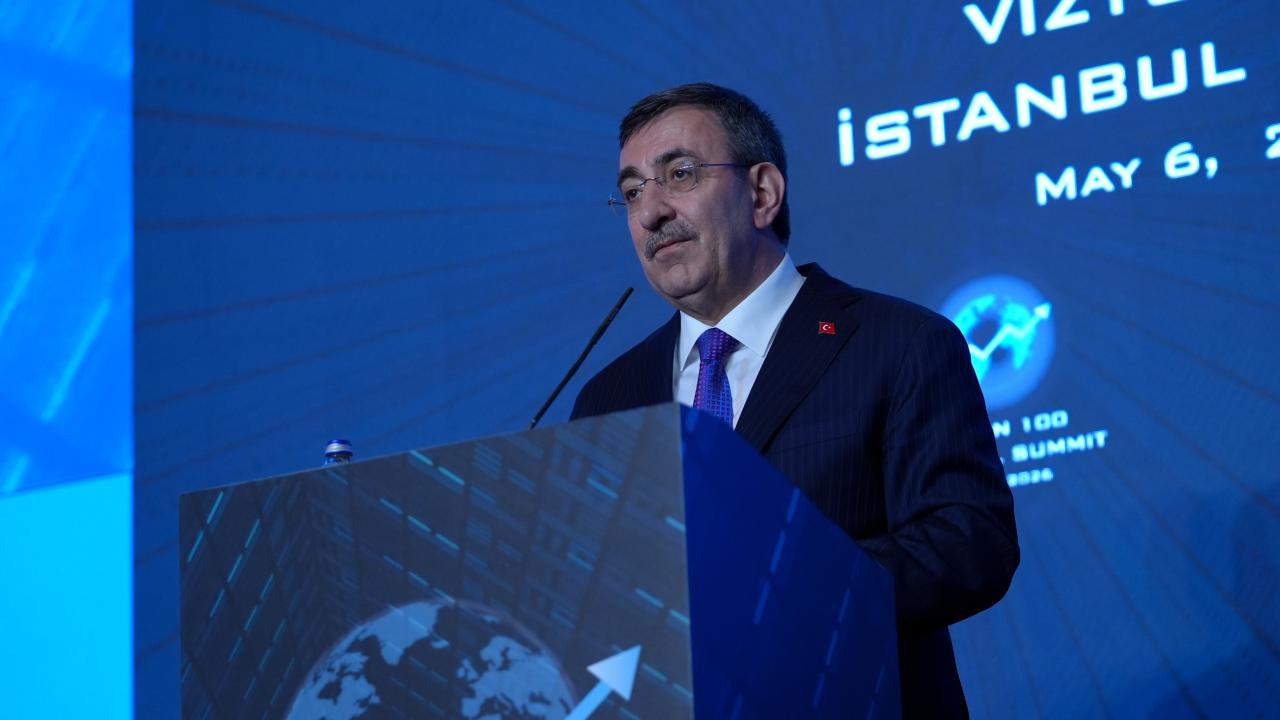 Yılmaz: Türkiye, 'dünyanın bağlantı noktası' konumunda olan bir ekonomidir — Son Dakika — Adıyaman yerel haber görseli